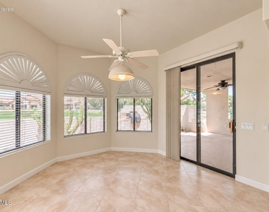 11774 N 83rd Place - Photo Thumbnail 13