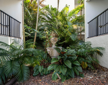 1212 Se 2nd Court - Photo Thumbnail 47