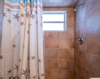1212 Se 2nd Court - Photo Thumbnail 26
