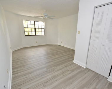 11229 W Atlantic Boulevard - Photo Thumbnail 6