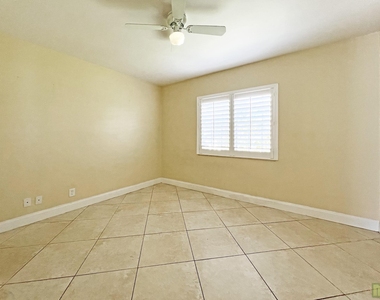 4975 Nw 6th Street - Photo Thumbnail 18
