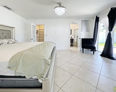 4975 Nw 6th Street - Photo Thumbnail 13