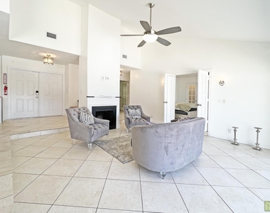 4975 Nw 6th Street - Photo Thumbnail 6