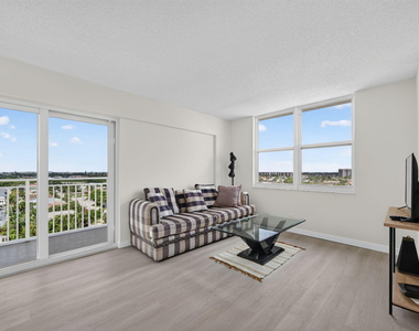4505 S Ocean Boulevard - Photo Thumbnail 21