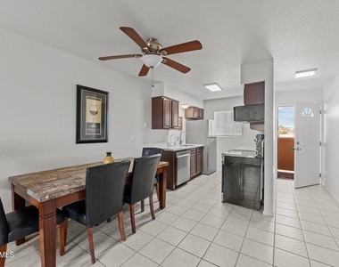 540 S West Road - Photo Thumbnail 4