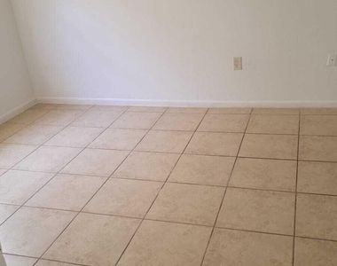 2175 Ne 169th Street - Photo Thumbnail 6