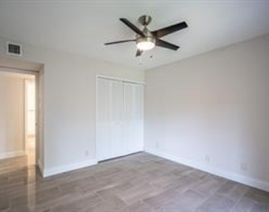 183 Deer Creek Country Club Boulevard - Photo Thumbnail 9