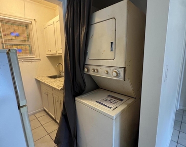 1217 Se 1st Street - Photo Thumbnail 5