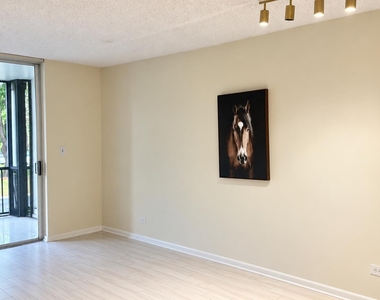 3660 Inverrary Drive - Photo Thumbnail 14