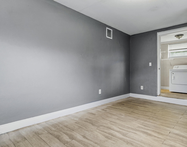 741 Nw 4th Avenue - Photo Thumbnail 21