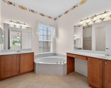 512 Sw Lake Manatee Way - Photo Thumbnail 26