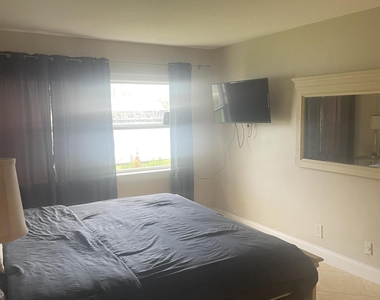 2900 Ne 30th Street - Photo Thumbnail 9