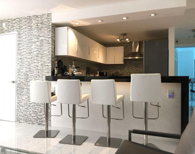 6423 Collins Avenue - Photo Thumbnail 20