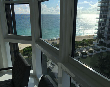 6423 Collins Avenue - Photo Thumbnail 6