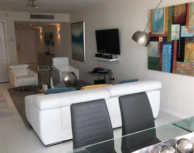 6423 Collins Avenue - Photo Thumbnail 19