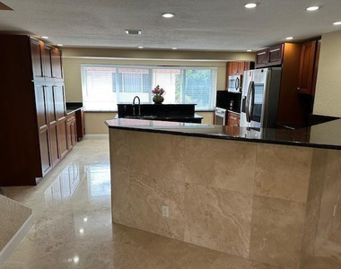 5555 N Ocean Boulevard - Photo Thumbnail 10