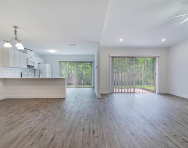 5300 Breadfruit Circle - Photo Thumbnail 2