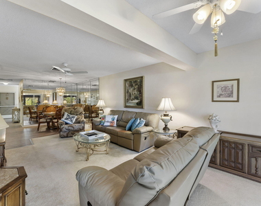 1050 Citrus Way - Photo Thumbnail 15