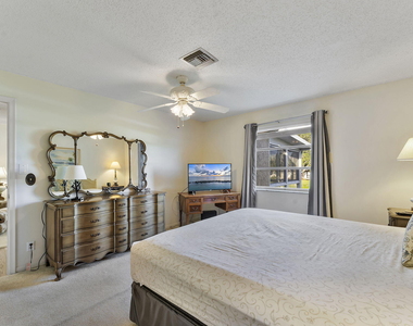 1050 Citrus Way - Photo Thumbnail 19