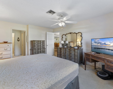 1050 Citrus Way - Photo Thumbnail 20