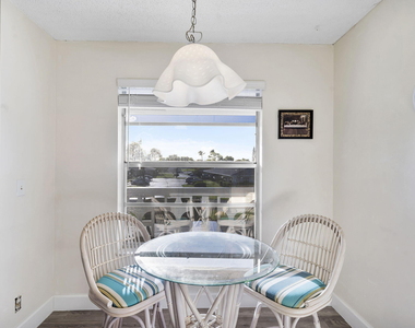 1050 Citrus Way - Photo Thumbnail 6