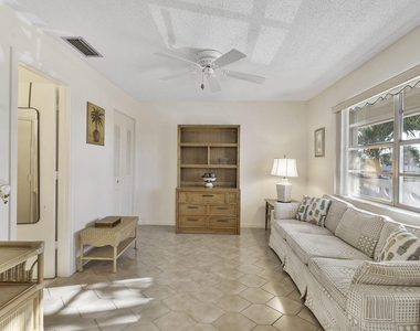 1050 Citrus Way - Photo Thumbnail 3