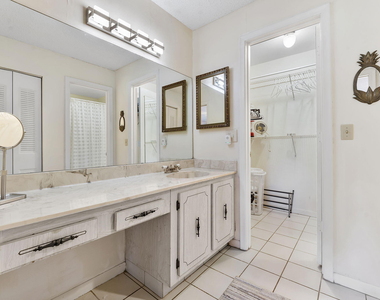 1050 Citrus Way - Photo Thumbnail 21