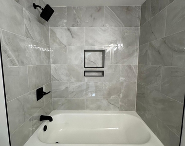 10229 Nw 9th Street Circle - Photo Thumbnail 14