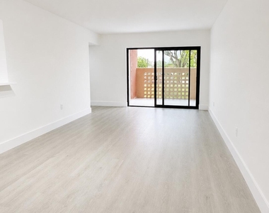 10229 Nw 9th Street Circle - Photo Thumbnail 18