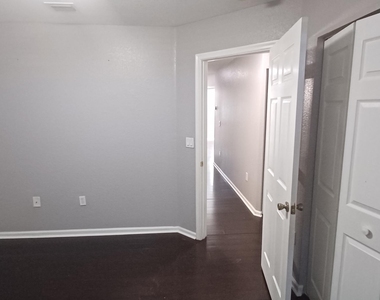 4715 Sw 164th Avenue - Photo Thumbnail 16