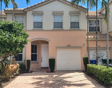 4715 Sw 164th Avenue - Photo Thumbnail 15