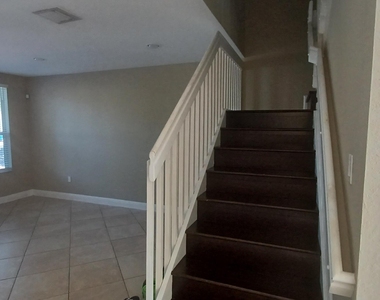 4715 Sw 164th Avenue - Photo Thumbnail 17
