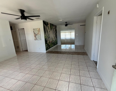 12053 Colony Avenue - Photo Thumbnail 18