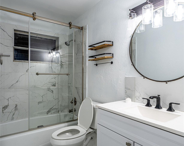 12053 Colony Avenue - Photo Thumbnail 17