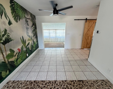 12053 Colony Avenue - Photo Thumbnail 19