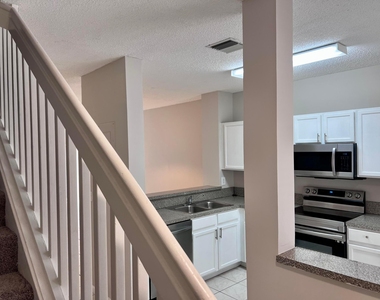 6952 Crooked Fence Drive - Photo Thumbnail 3