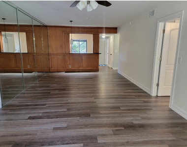 1001 Se 6th Avenue - Photo Thumbnail 20