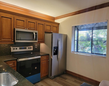 1001 Se 6th Avenue - Photo Thumbnail 8