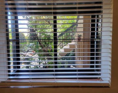 1001 Se 6th Avenue - Photo Thumbnail 12