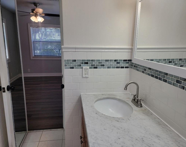 1001 Se 6th Avenue - Photo Thumbnail 24