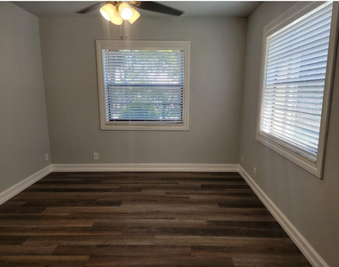 1001 Se 6th Avenue - Photo Thumbnail 22