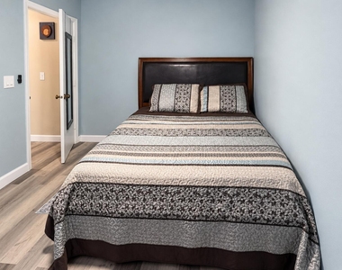 11363 Fairfield Court - Photo Thumbnail 15