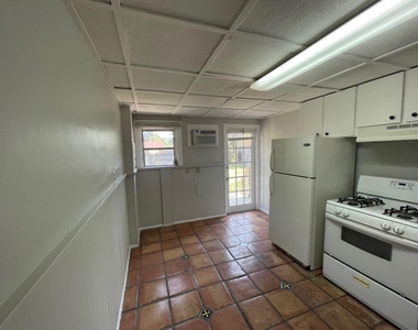 736 Omar Road - Photo Thumbnail 8