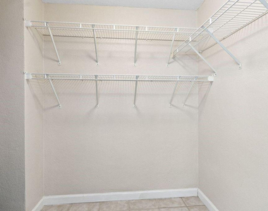 2501 S Ocean Drive - Photo Thumbnail 10