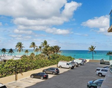 2501 S Ocean Drive - Photo Thumbnail 6
