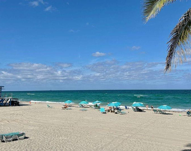 2501 S Ocean Drive - Photo Thumbnail 14