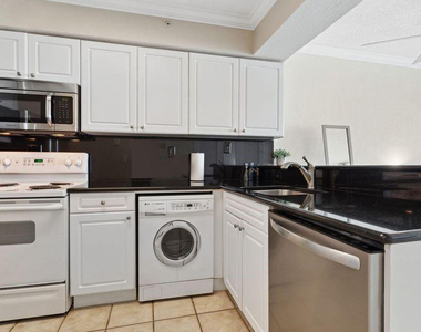 2501 S Ocean Drive - Photo Thumbnail 3