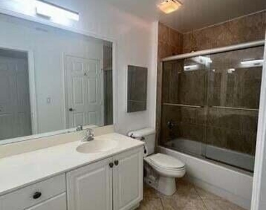 2459 Nw 49th Terrace W - Photo Thumbnail 3