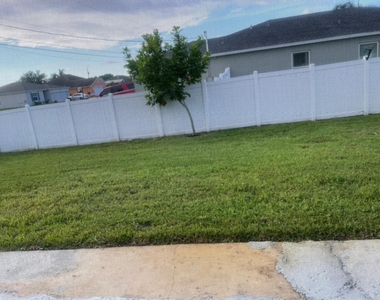 854 Sw Paar Drive - Photo Thumbnail 17