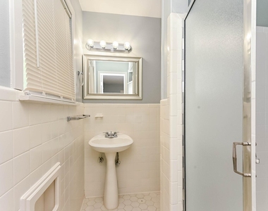 5505 Wonder Drive - Photo Thumbnail 13